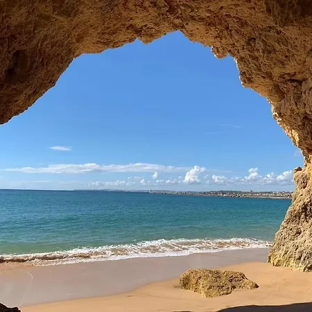 With Beautiful Views & Spacious Garden Βίλα