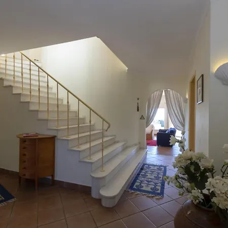 With Beautiful Views & Spacious Garden Феррагуду