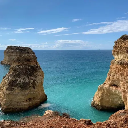 ヴィラ With Beautiful Views & Spacious Garden