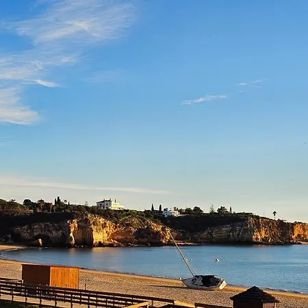 With Beautiful Views & Spacious Garden ヴィラ *