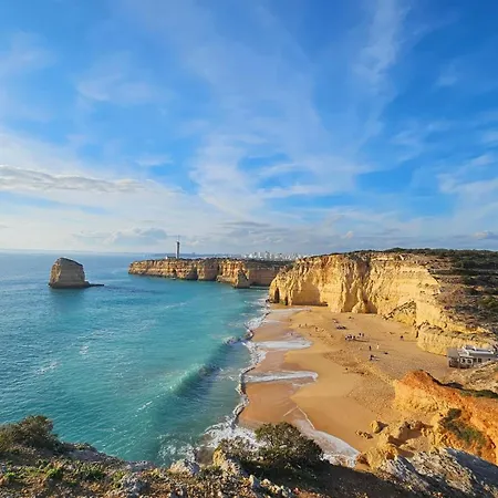 With Beautiful Views & Spacious Garden Βίλα