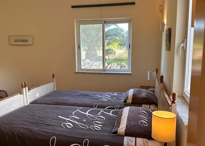 With Beautiful Views & Spacious Garden * Ferragudo (Faro)