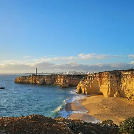 With Beautiful Views & Spacious Garden Villa *