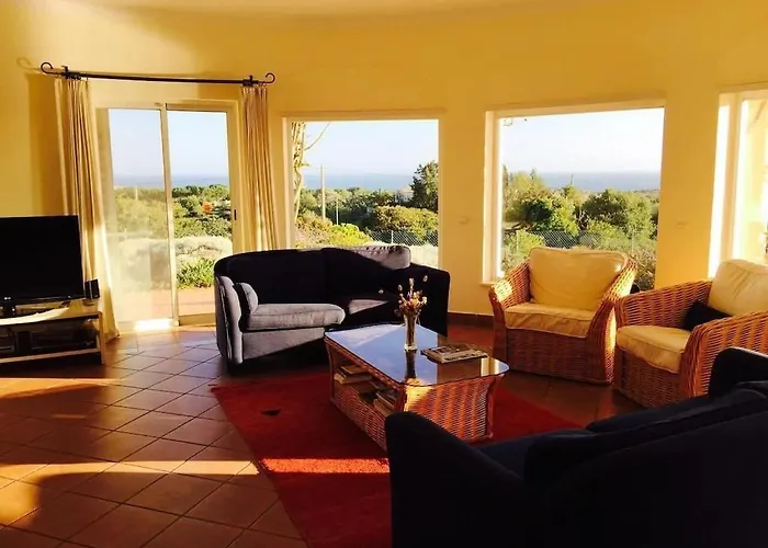 Villa With Beautiful Sea Views, Pool & Spacious Gardens & Great For Remote Work Villa