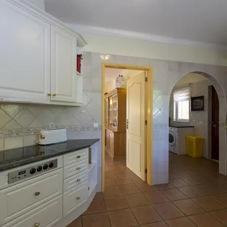 Villa Family Friendly Sea View With Pool And Garden Sleeps 8 Adults And 2 Children Ferragudo (Faro)