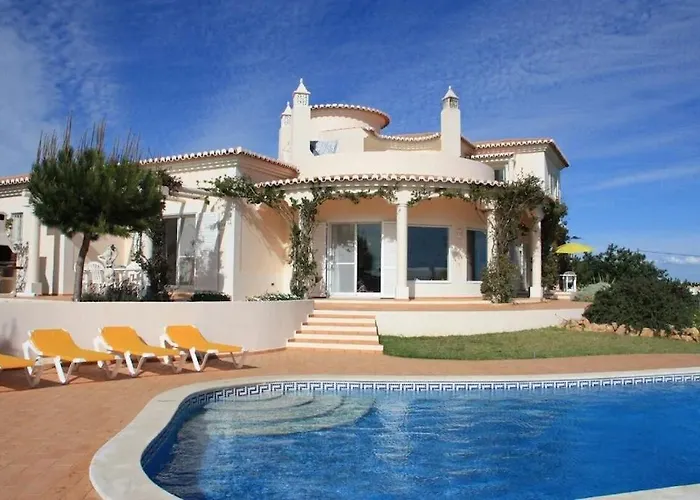 Villa Villa With Beautiful Sea Views, Pool & Spacious Gardens & Great For Remote Work Ferragudo (Faro)