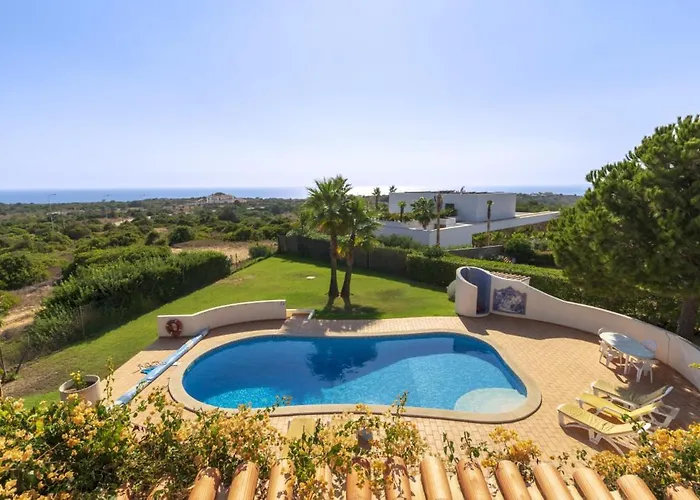 Villa With Beautiful Sea Views, Pool & Spacious Gardens & Great For Remote Work Villa